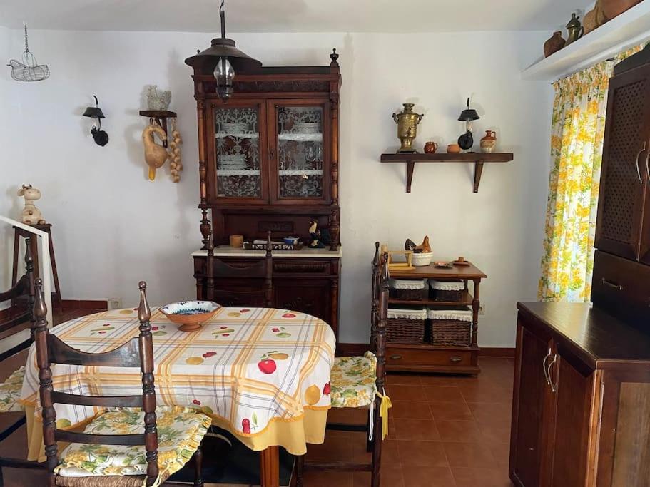 Beautiful Traditional Town House 아르달레스 외부 사진